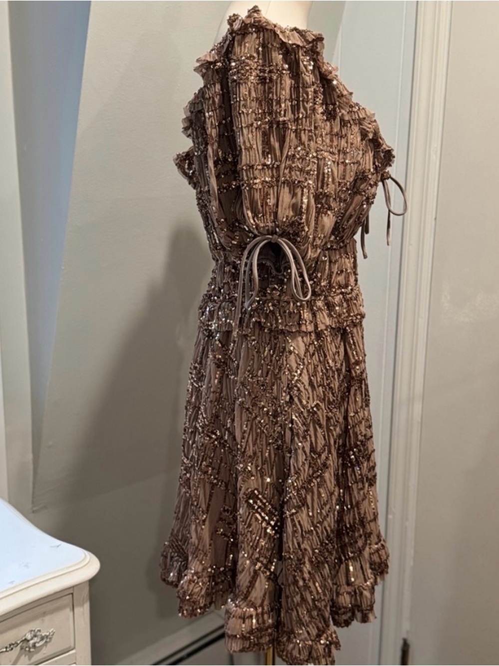 NWT En Saison Brown Sequin Ruffle Mini Dress Size Small - Picture 10 of 15